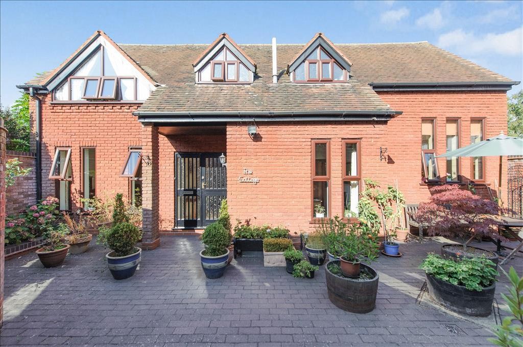 4bedroom detached house for sale in Balsall Street, Balsall Common