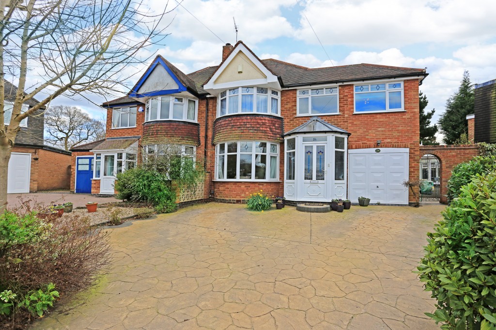 4-bedroom semi-detached house for sale in Wellington Grove, Solihull