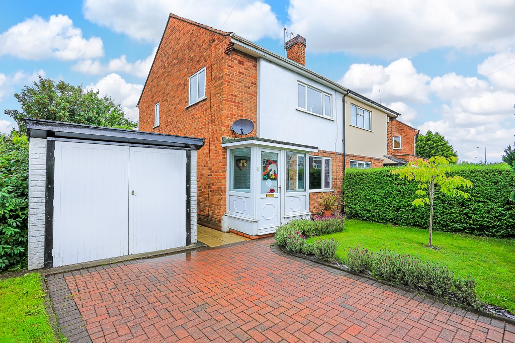 3bedroom semidetached house for sale in Church Road, Sheldon, Birmingham